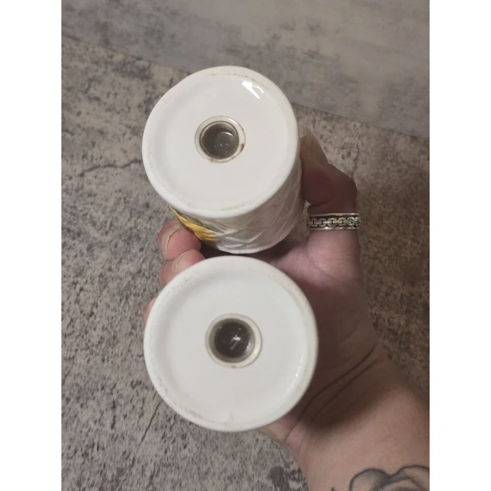 Vintage Sunflower Salt & Pepper Shakers Ceramic Farmhouse Cottagecore Grandma